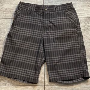 Lululemon Kahuna Men's Shorts Plaid Golf 10" Sz 32